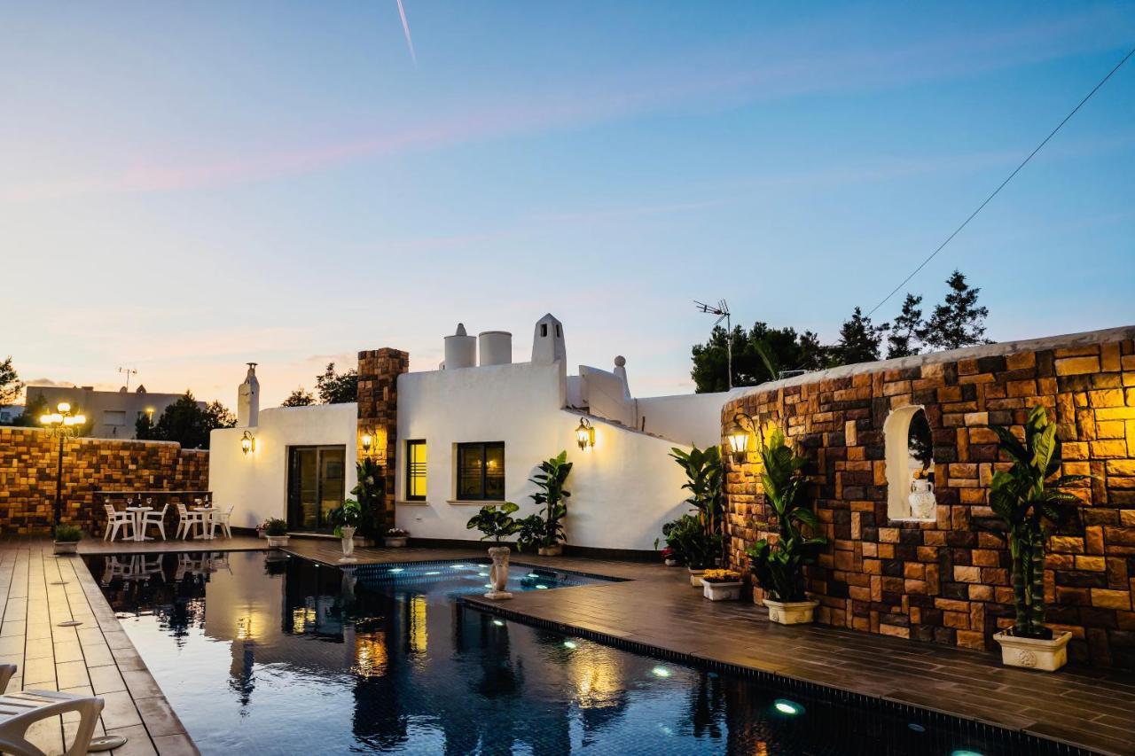 Ocean Suites Sant Antoni de Portmany Zewnętrze zdjęcie