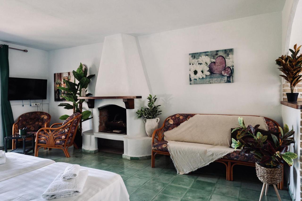 Ocean Suites Sant Antoni de Portmany Zewnętrze zdjęcie